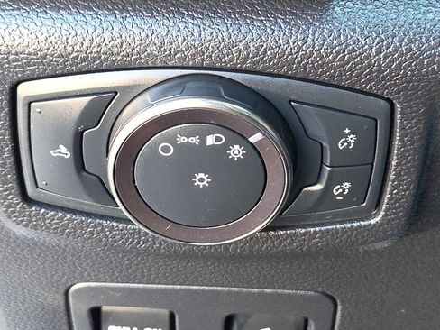 Used 2019 Ford F150 Raptor w/ Equipment Group 802A Luxury image 30