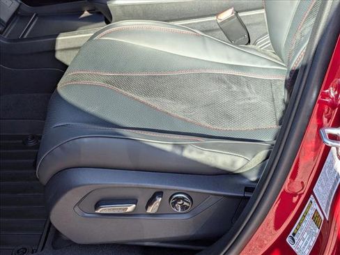 Used 2025 Acura RDX A-Spec image 4