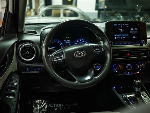 Used 2023 Hyundai Kona SEL FWD image 15