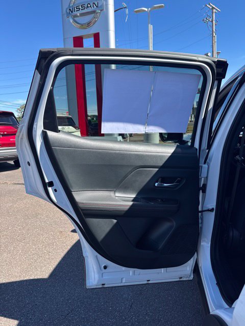 Certified 2025 Nissan Kicks SR AWD/4WD image 13