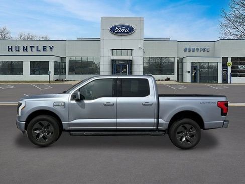 Used 2022 Ford F150 Lightning Lariat AWD/4WD image 6