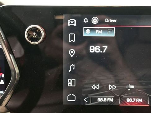 Used 2024 GMC Canyon AT4X w/ AT4X AEV Edition image 26