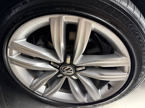 Used 2016 Volkswagen Passat 1.8T FWD image 23