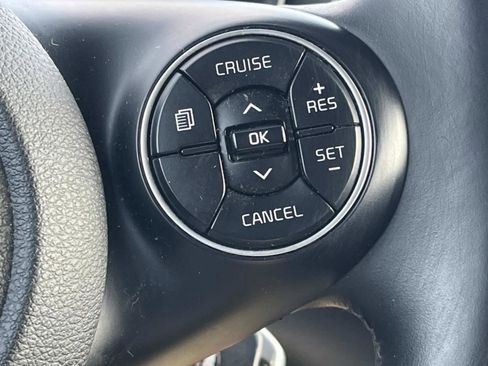 Used 2020 Kia Soul X-Line image 25