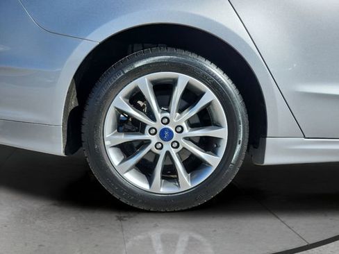 Used 2017 Ford Fusion S image 28