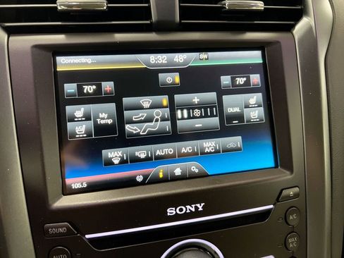 Used 2016 Ford Fusion Titanium image 17