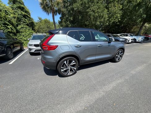 Used 2019 Volvo XC40 T5 R-Design AWD/4WD image 15