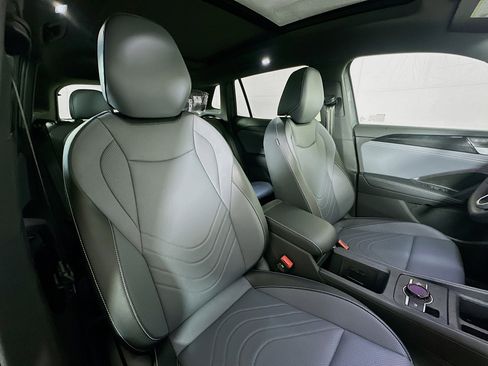 New 2026 Volkswagen Tiguan SE R-Line image 26