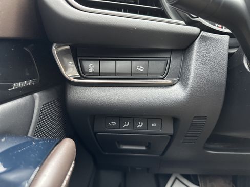 Used 2021 MAZDA CX-30 AWD 2.5 S w/ Premium Package image 30