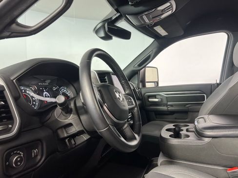 Used 2024 RAM 2500 Big Horn w/ Bed Utility Group image 23