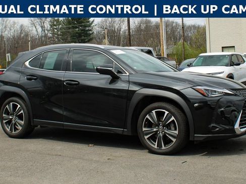 Used 2021 Lexus UX 200 w/ Accessory Package (Z1) image 2