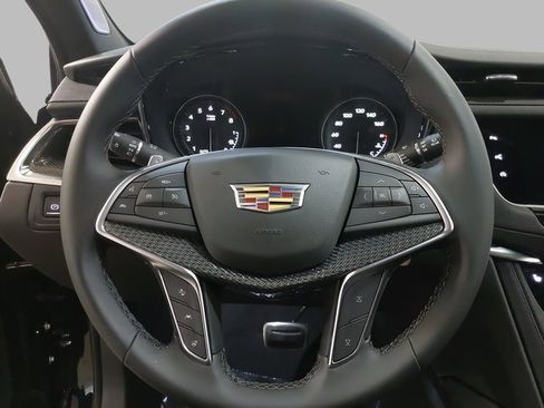 Used 2025 Cadillac XT5 Sportv w/ Technology Package image 18