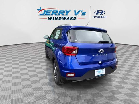 New 2026 Hyundai Venue SEL image 6