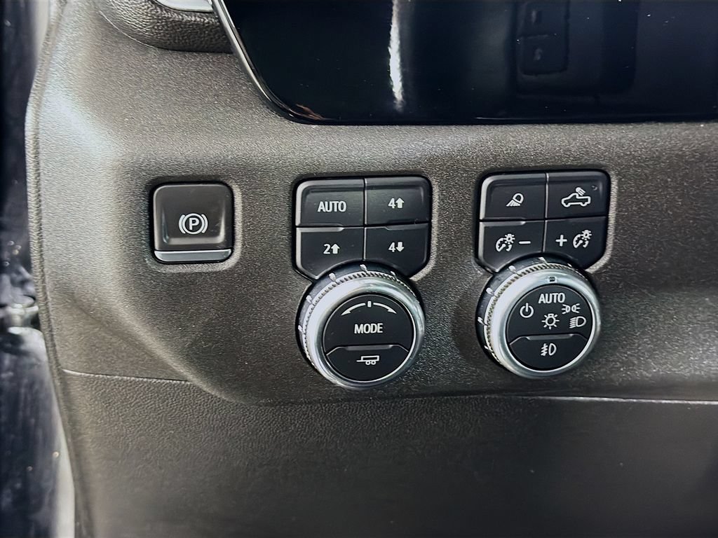 Used 2023 GMC Sierra 1500 Elevation w/ Elevation Premium Package AWD/4WD image 11
