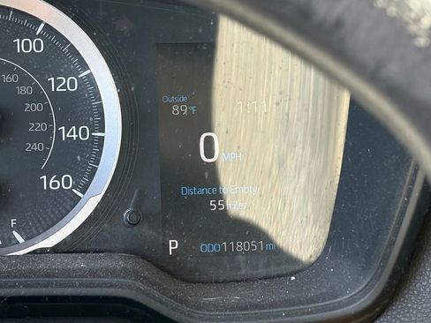 Used 2021 Toyota Corolla LE FWD image 12