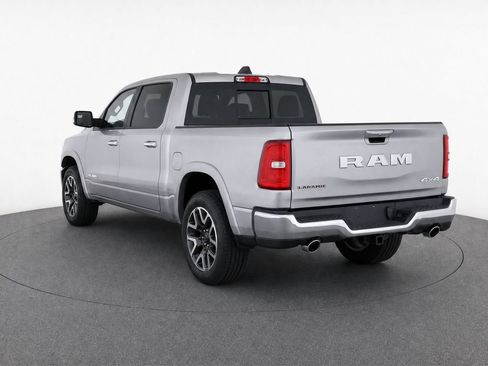 Used 2025 RAM 1500 Laramie AWD/4WD image 3