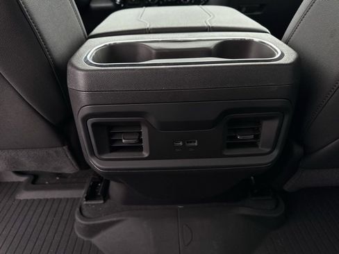 Used 2025 Chevrolet Silverado 1500 LT Trail Boss w/ Convenience Package II AWD/4WD image 26