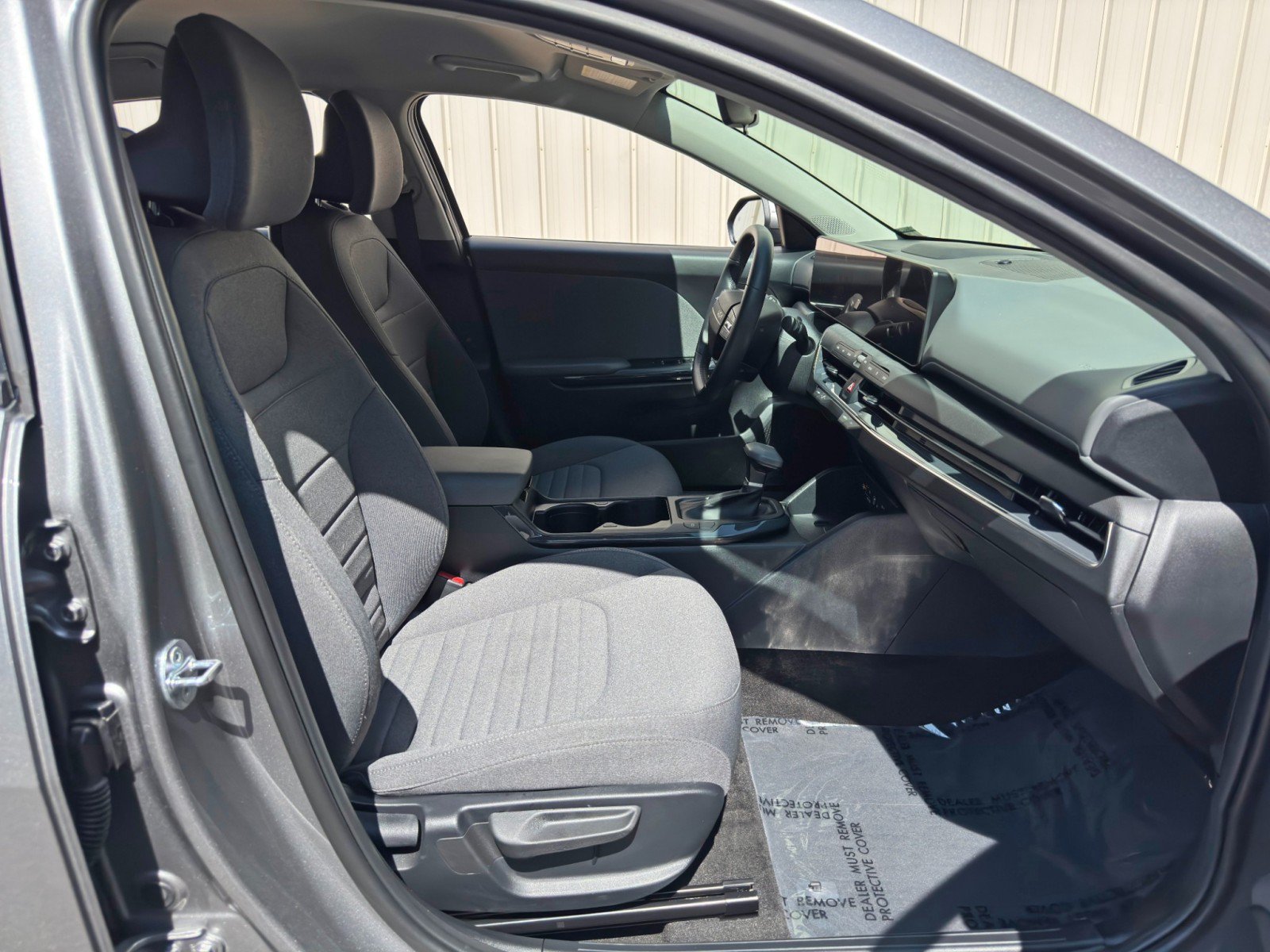 Used 2025 Kia K4 EX FWD image 14