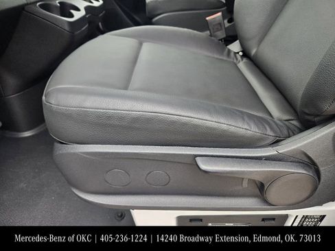 Used 2025 Mercedes-Benz Sprinter 2500 image 24