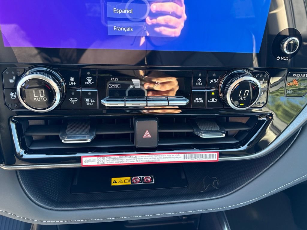 Certified 2026 Toyota Highlander Limited AWD/4WD image 28