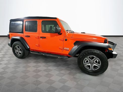 Used 2018 Jeep Wrangler Unlimited Sport S AWD/4WD image 11