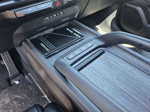 New 2027 Kia Telluride SX Prestige X-Line AWD/4WD image 9
