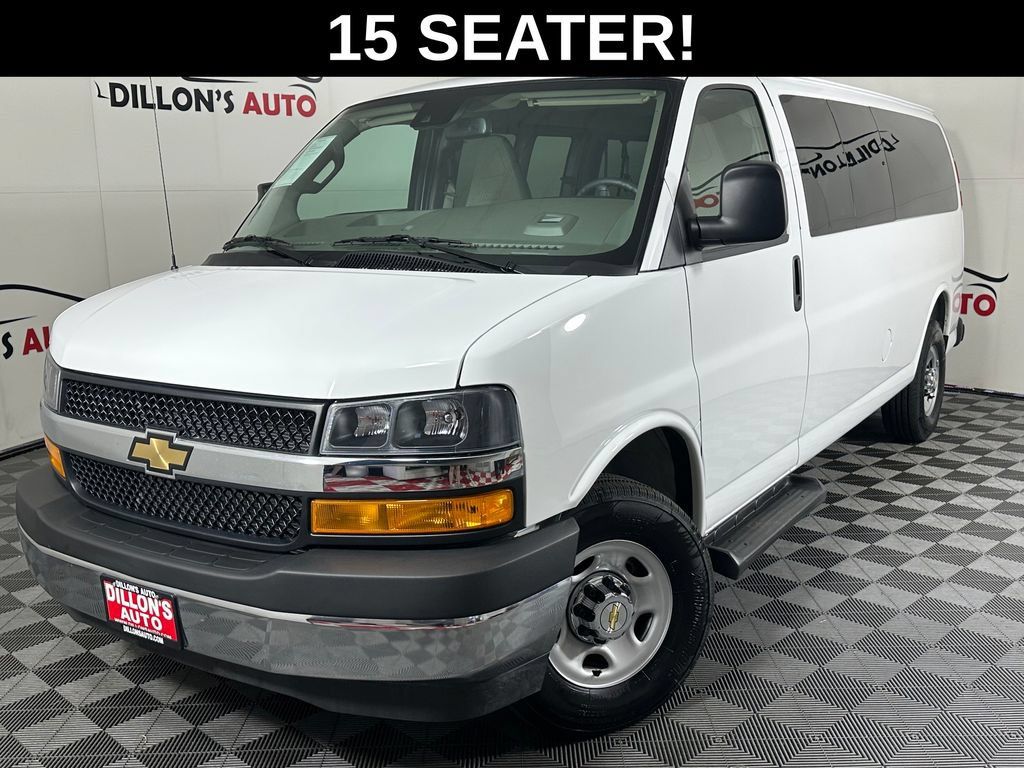 Used 2025 Chevrolet Express 3500 LT w/ LT Preferred Equipment Group RWD image 1