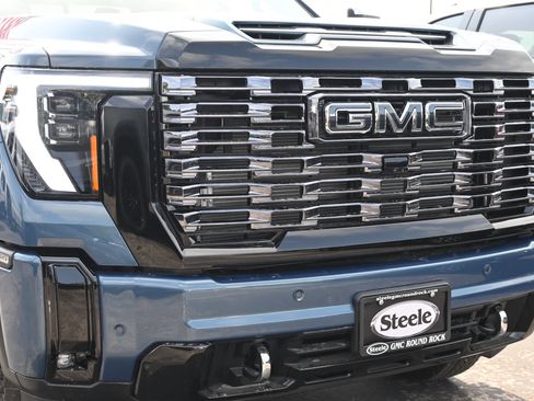New 2026 GMC Sierra 3500 Denali Ultimate AWD/4WD image 27