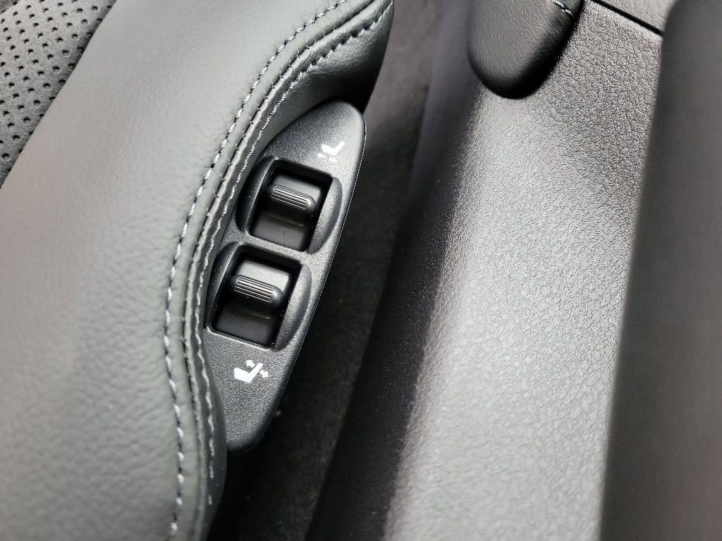 New 2026 Nissan Z Performance w/ Floor Mat Package RWD image 15