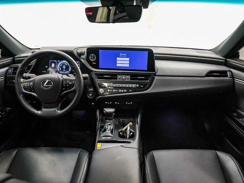 Used 2025 Lexus ES 300h w/ Premium Package FWD image 12