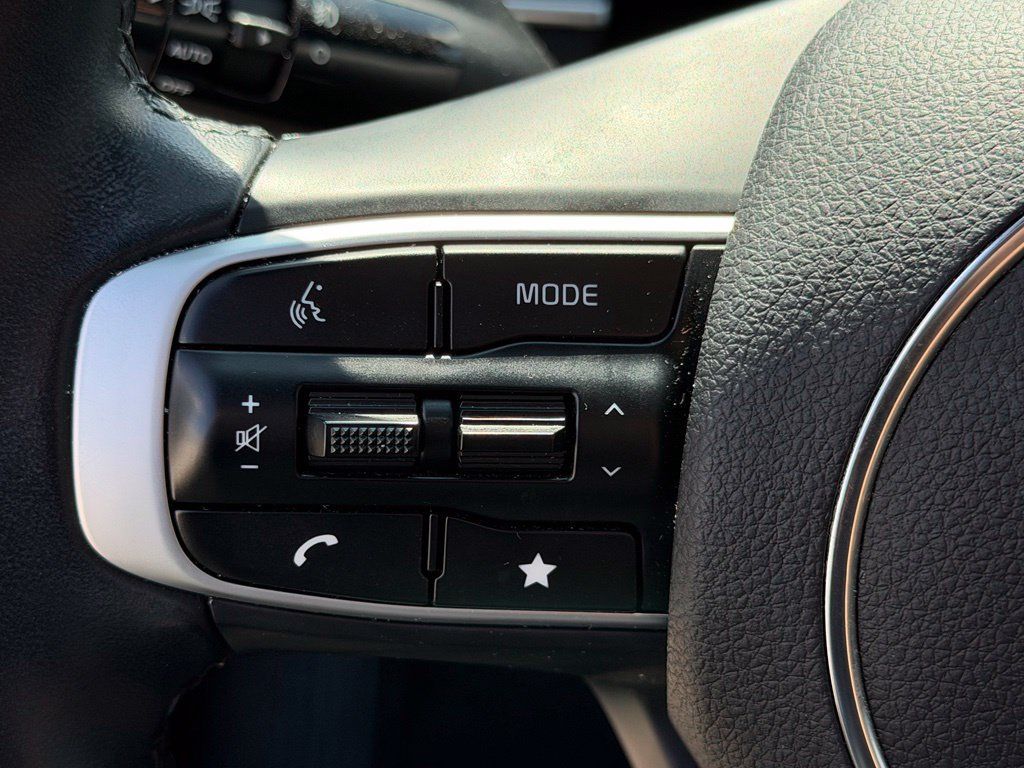Used 2026 Kia K5 GT-Line w/ GT-Line Premium Package FWD image 16