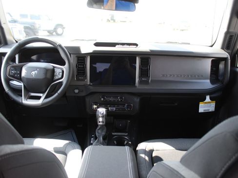 New 2026 Ford Bronco Big Bend AWD/4WD image 16