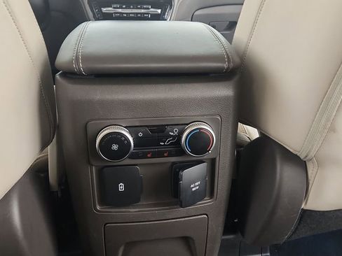 Used 2023 Ford Explorer Platinum w/ Technology Package image 25