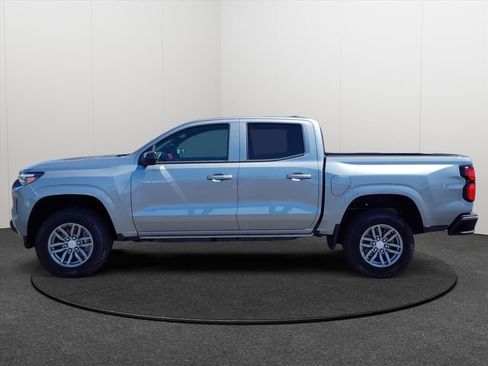 New 2026 Chevrolet Colorado LT RWD image 2