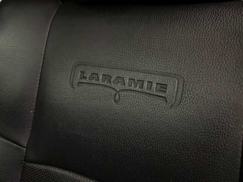 Used 2017 RAM 1500 Laramie w/ Convenience Group AWD/4WD image 20