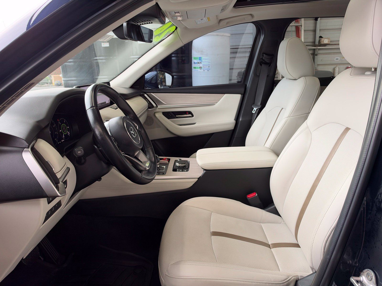 Used 2024 MAZDA CX-90 Plug-In Hybrid w/ Premium Plus AWD/4WD image 12