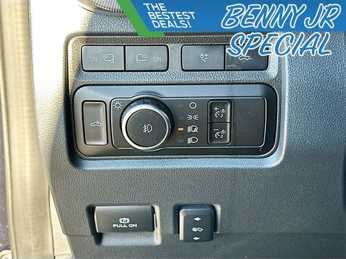 Used 2024 Ford F450 Platinum image 10