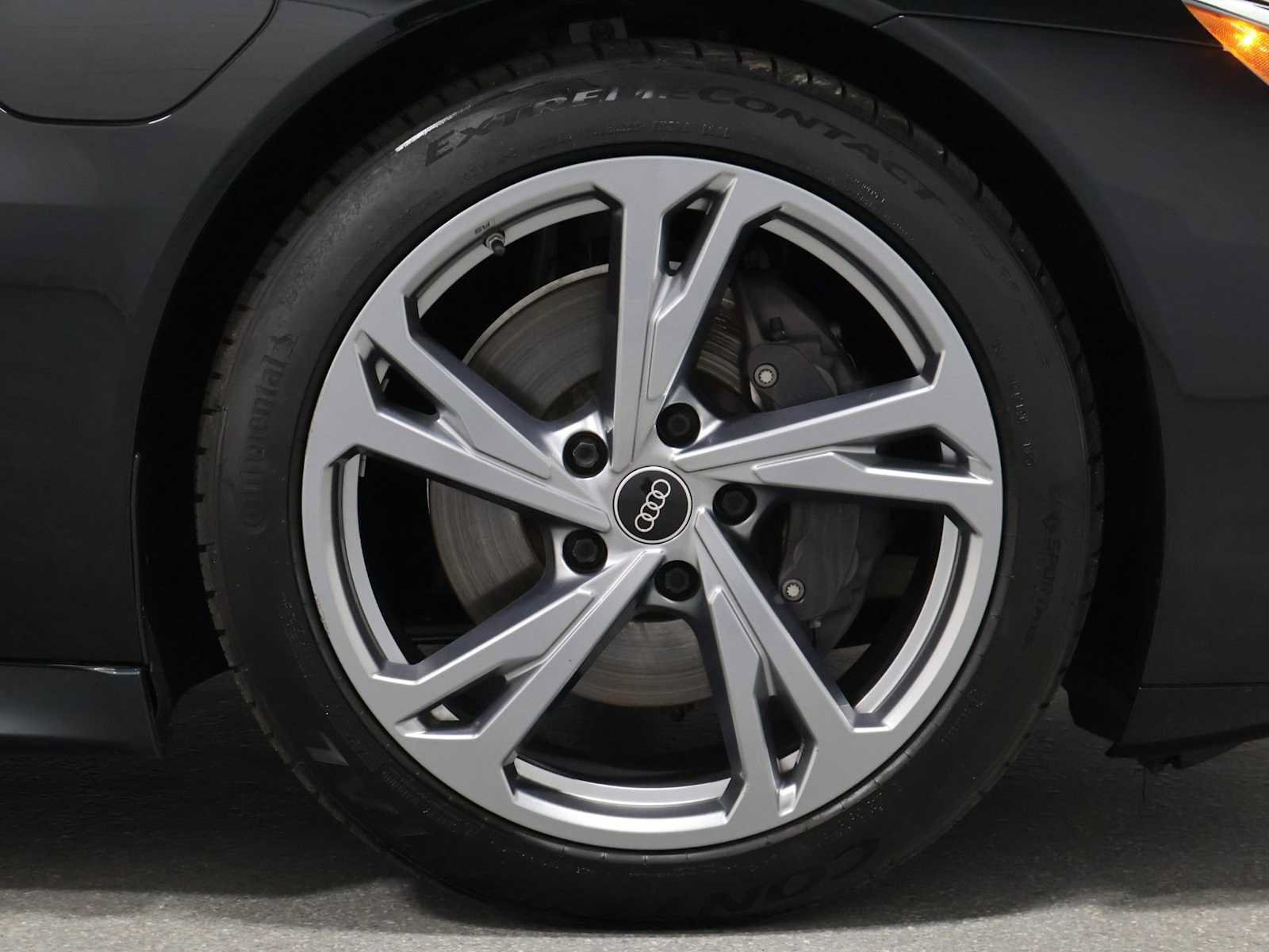 Used 2022 Audi e-tron GT Premium Plus AWD/4WD image 12