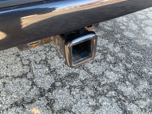 Used 2021 RAM 1500 Laramie w/ Sport Appearance Package image 9