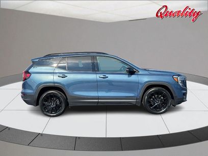 Used 2024 GMC Terrain SLT w/ Elevation Edition