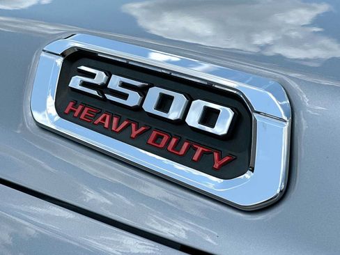 Used 2024 RAM 2500 Laramie AWD/4WD image 15
