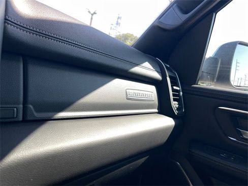 Used 2025 RAM 1500 Laramie image 24