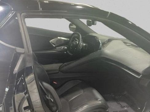 Used 2023 Chevrolet Corvette Stingray Preferred Conv w/ 2LT RWD image 17
