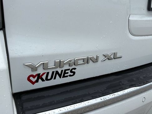 Used 2017 GMC Yukon XL Denali w/ Open Road Package AWD/4WD image 47