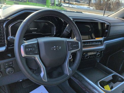 Used 2025 Chevrolet Silverado 2500 LTZ w/ Trail Boss Package image 9