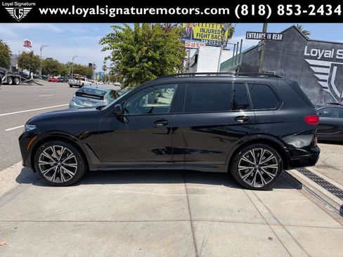 Used 2021 BMW X7 M50i w/ Executive Package AWD/4WD image 4