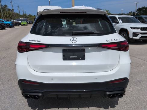 Used 2025 Mercedes-Benz GLC 43 AMG 4MATIC image 6