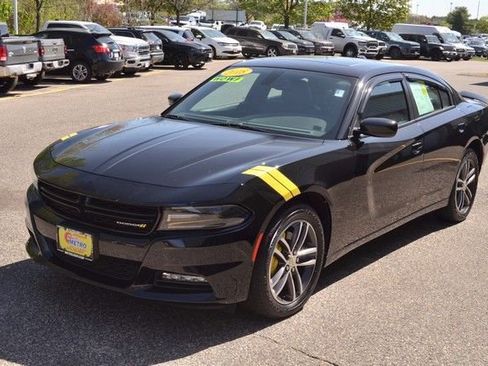 Used 2018 Dodge Charger GT AWD/4WD image 4