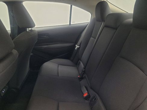 Used 2023 Toyota Corolla LE image 18