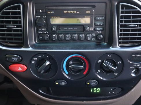 Used 2000 Toyota Tundra 2WD Regular Cab image 24